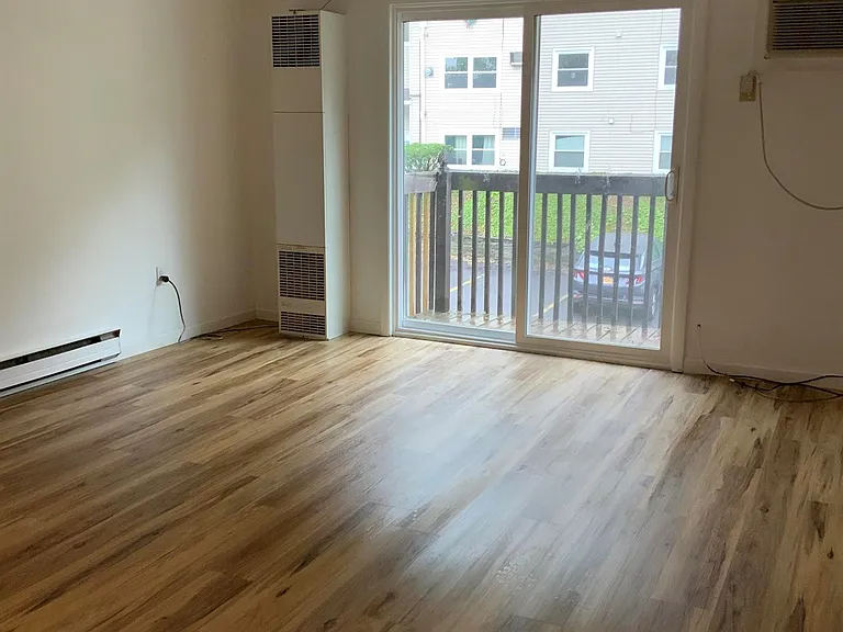 Arbor Heights — Photo 10