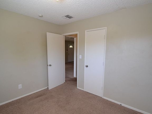 5th image of 4895 Acacia Ave