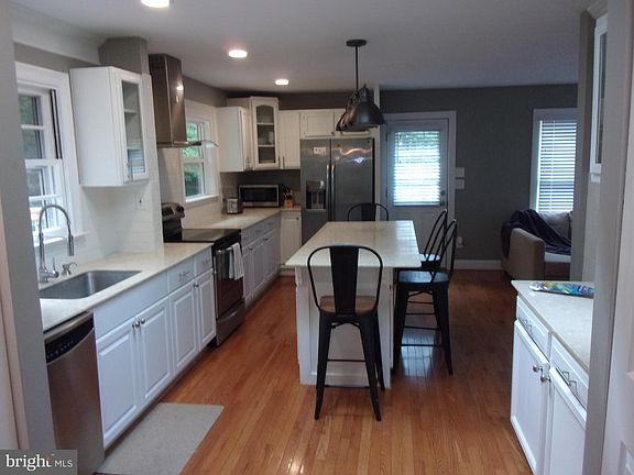 5th image of 4431 Rockcrest Dr