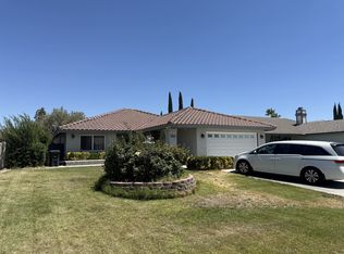 12825 Bermuda Dunes Rd, Victorville, CA 92395