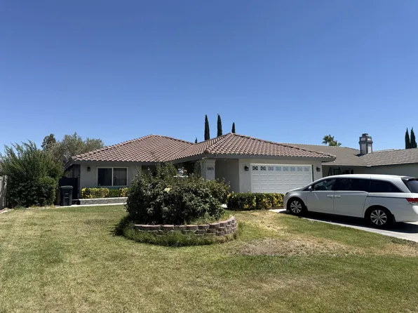 12825 Bermuda Dunes Rd, Victorville, CA 92395