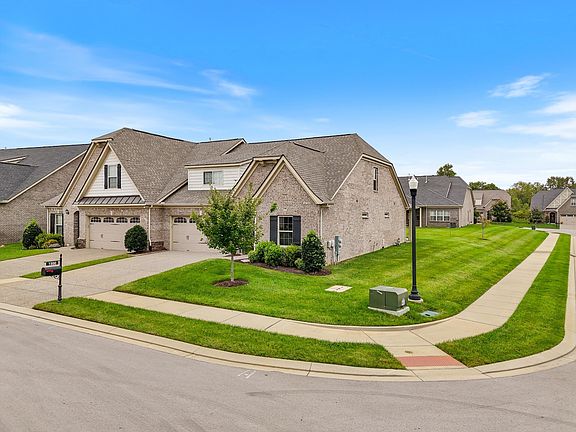 2nd image of 1500 Cedarbrooke Ln