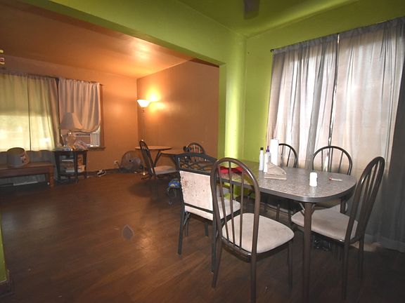4th image of 10932 S Avenue O