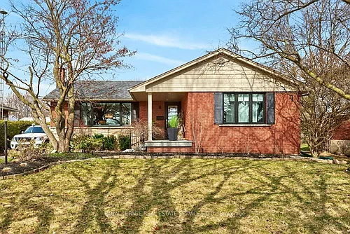 589 Arlington Blvd Photo 1