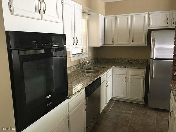 5th image of 451 Griffon Dr
