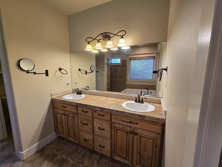 Master bath #2