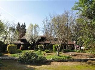 4449 E Stetson Rd, Clovis, CA 93619