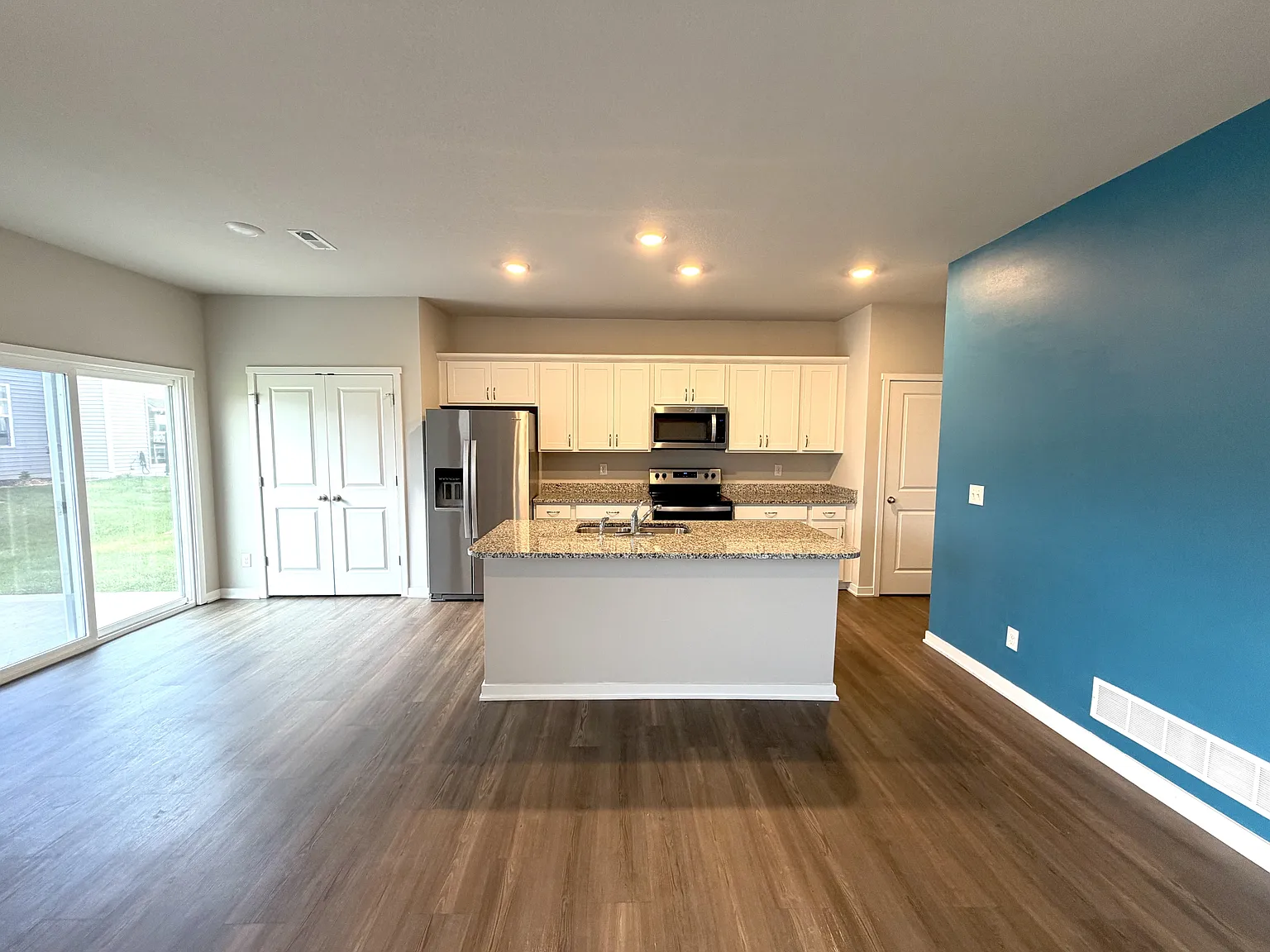 3204 Northwest Greenwood Street - 1 — Photo 3