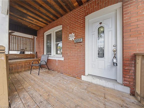 3rd image of 1082 Cannon St E