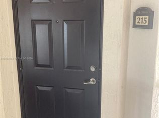 11503 NW 89th St APT 215, Doral, FL 33178