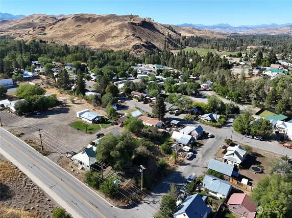 121 Magers Street, Twisp, WA 98856
