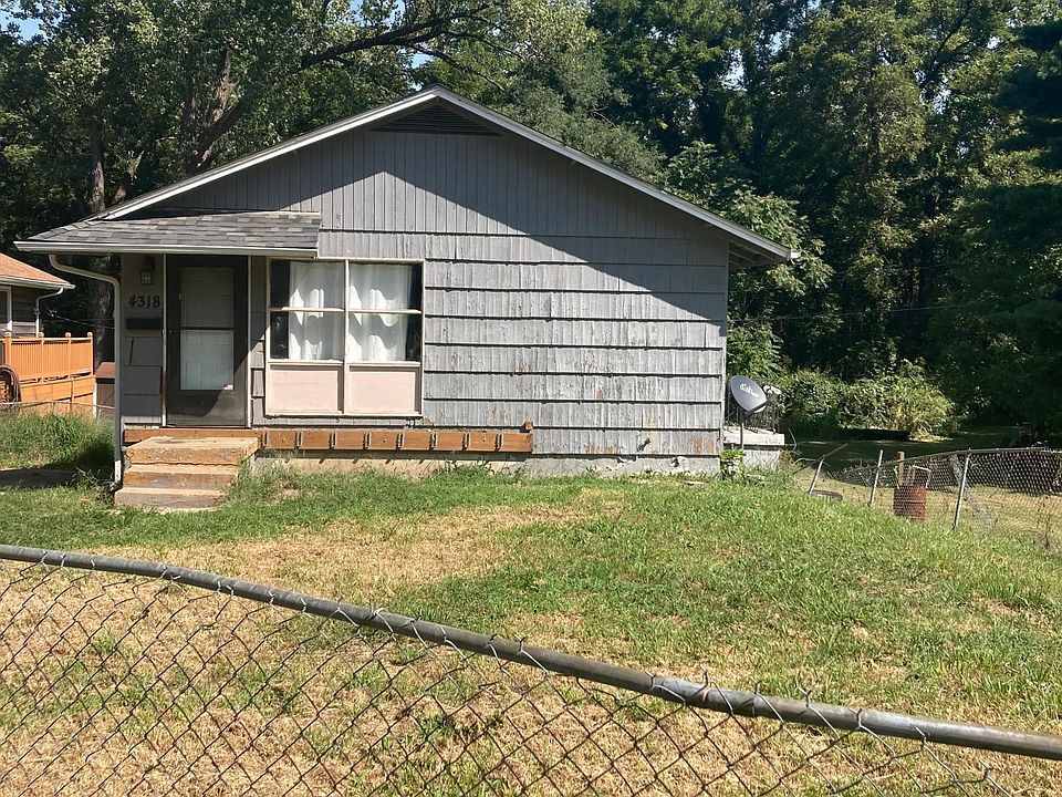 Soon to come - new exterior paint and small front wood deck.