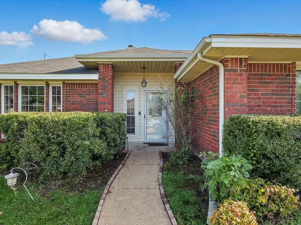 931 Valleycreek Rd, Mesquite, TX 75181
