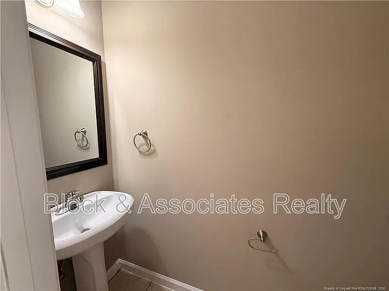 42 Grayson Pl — Photo 6