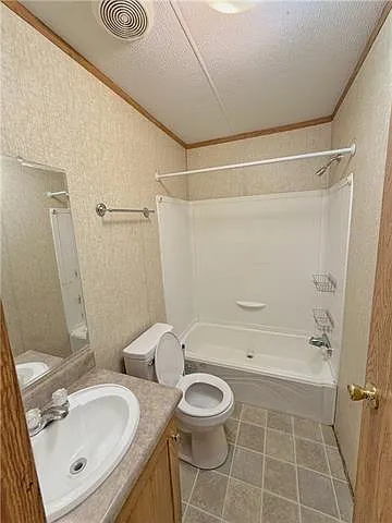 47068 Monteleone Ln — Photo 11