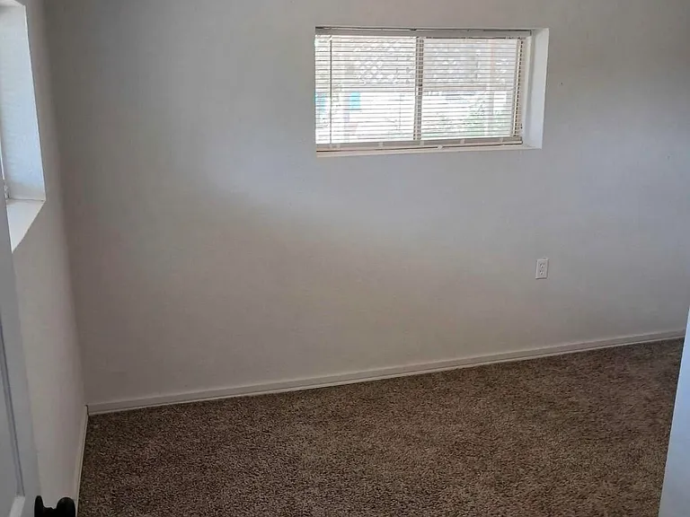 602 Raymundo St — Photo 20