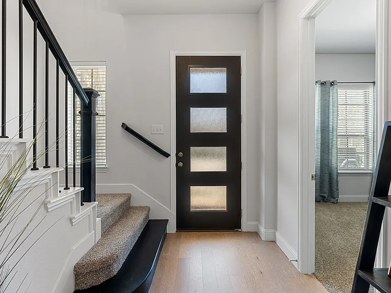 2837 Troutt Dr #28 — Photo 3