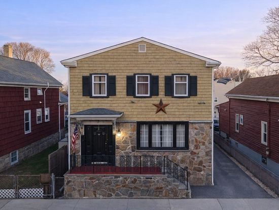 76 Liberty St, New Bedford, MA 02740