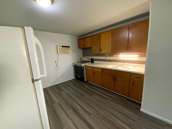 4th image of 5 Grace St #5