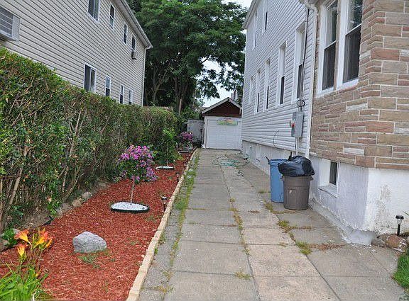 4th image of 10934 167th St