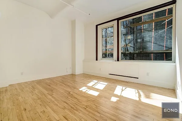 Rented by Bond New York | media 14