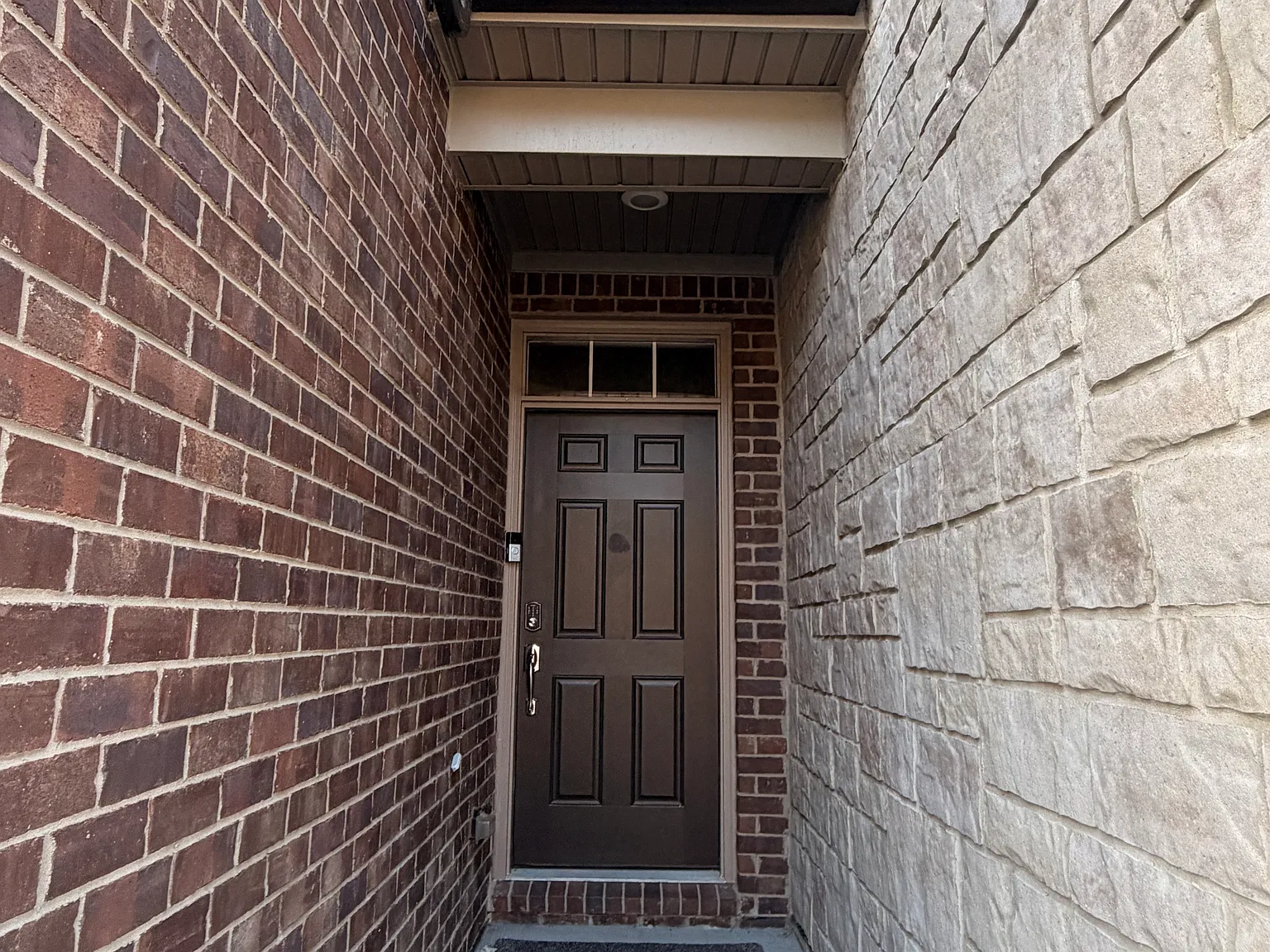3 bed, 2.5 bath, 2165 sqft, $3,600 — Photo 4