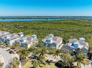 271 Sapphire Lake Dr UNIT 101, Bradenton, FL 34209