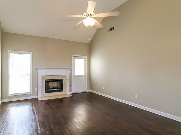 5th image of 803 Chelsea Wood Ct