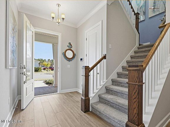 3rd image of 146 BLUE HAMPTON Drive