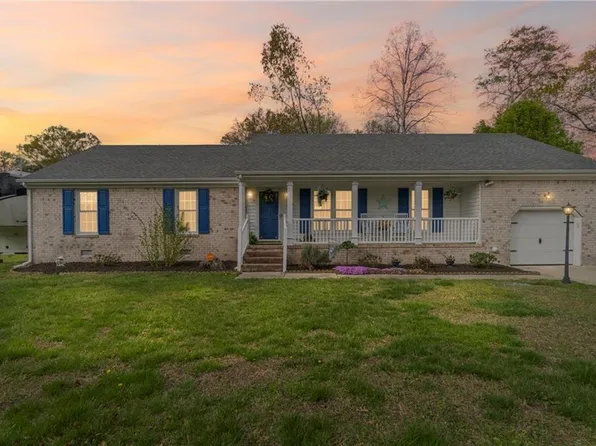 3928 Kalona Rd, Portsmouth, VA 23703