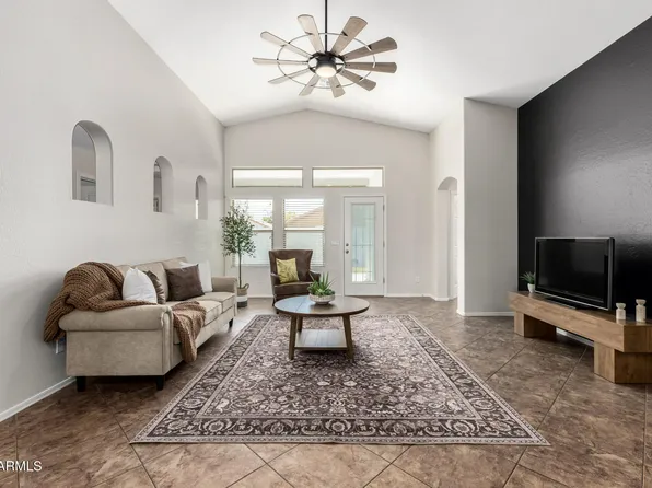 17845 W HEARN Road, Surprise, AZ 85388