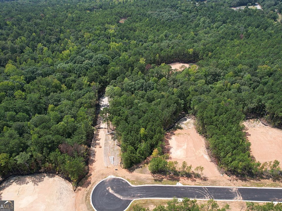 2nd image of 9 High Pointe Dr