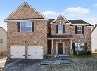 4845 Locherby Dr, Fairburn, GA 30213