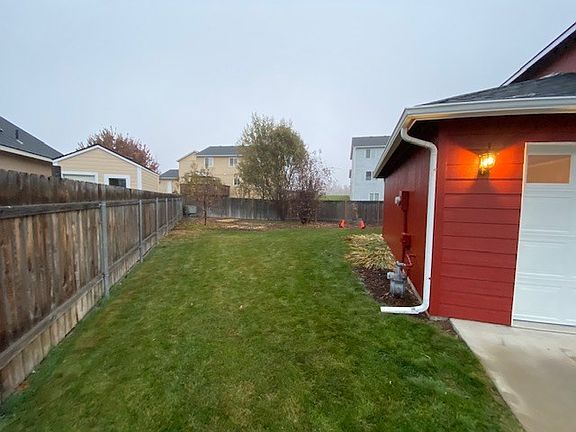 3rd image of 46 Falcon Ct