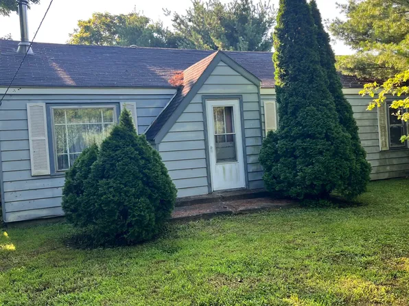 17900 N Wheeling Ave, Gaston, IN 47342