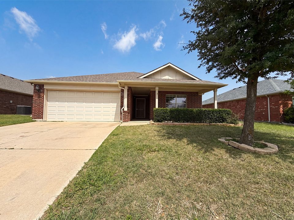 1st image of 903 Mazatlan Ct