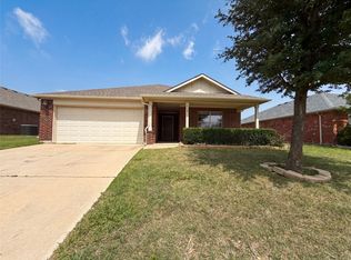 903 Mazatlan Ct, Arlington, TX 76002
