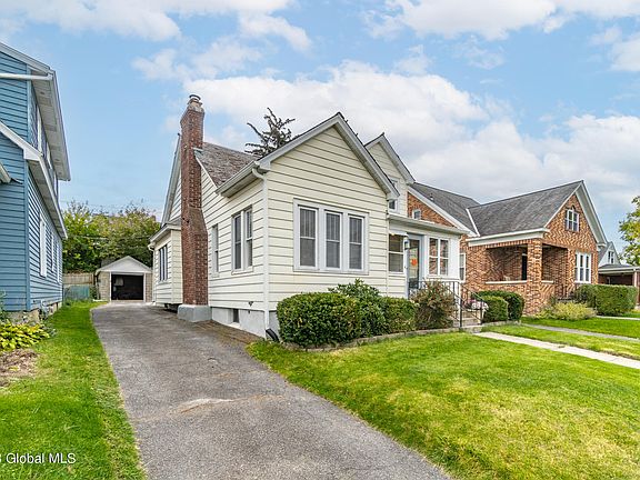 3rd image of 125 Van Schoick Avenue
