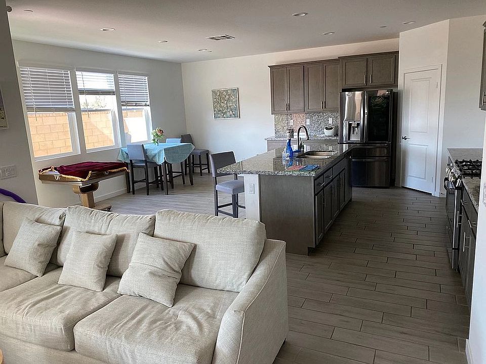 1st image of 4824 S Apricot Way