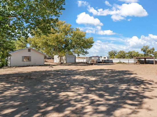 668 Davis Pl, Los Lunas, NM 87031