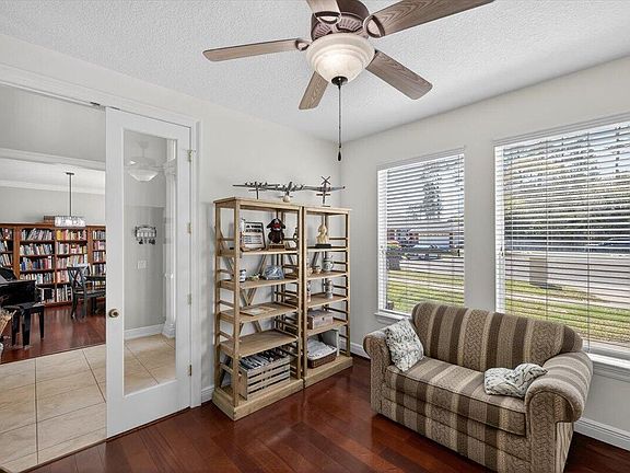 5th image of 603 Buckeye Ct