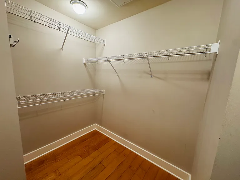 650 S Mill St #212 — Photo 9