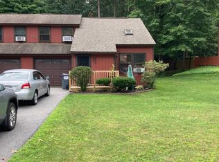 38 Wake Robin Rd, Malta, NY 12020