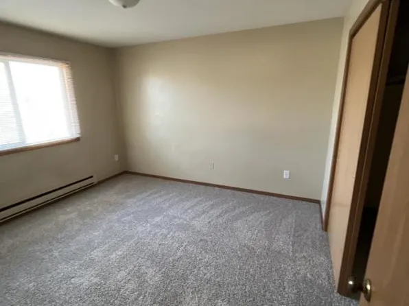 1404 Greene St #35, Adel, IA 50003