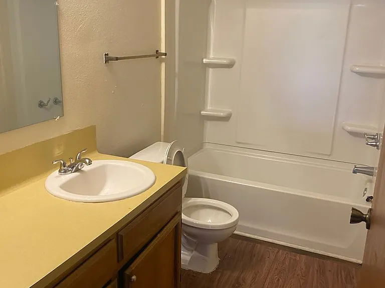1408 Jade Ave — Photo 13