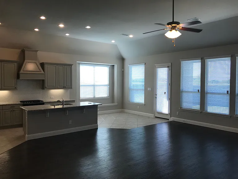 1324 Torrent Dr — Photo 10