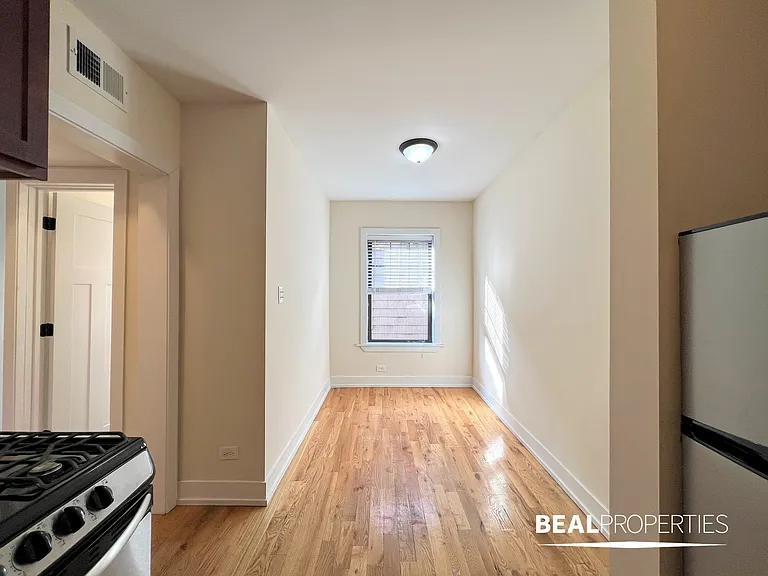 2954 N Seminary Ave #1 — Photo 6