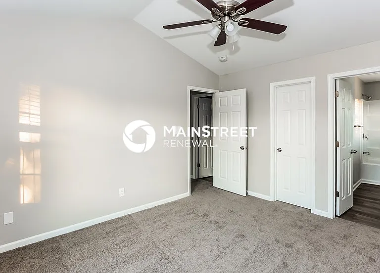 3115 Hawick Commons Dr — Photo 8