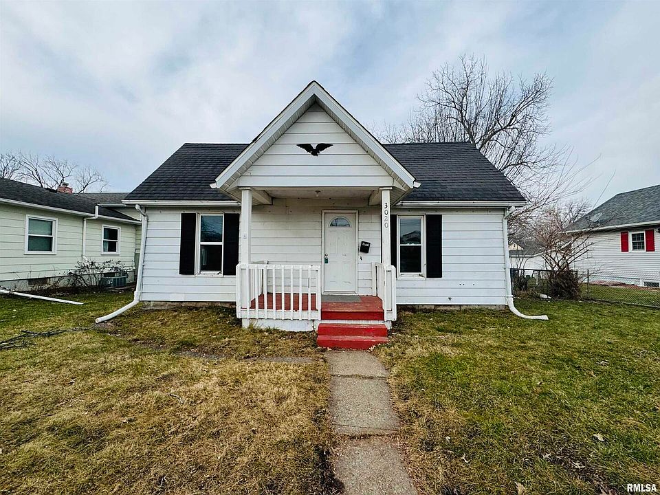 1st image of 3020 Dubuque St