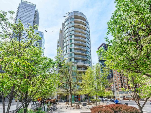 8 Scollard St, Toronto, ON